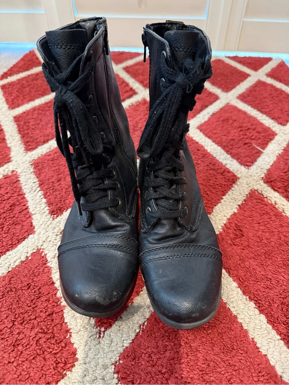 Candie’s Black Lace-Up Combat Boots Side Zip Women’s 8